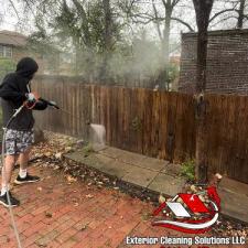 Top-Quality-Fence-Cleaning-in-Clayton-Missouri 1